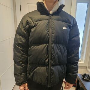 Nike Men's Black Puffer Jacket